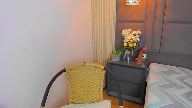 ElaEndez  online show from 02.06.25