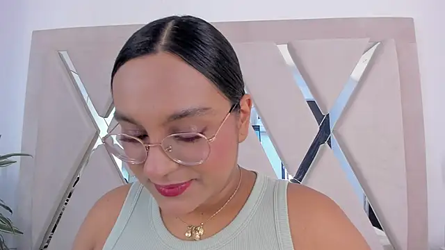 ellamontoya online show from 02.09.26