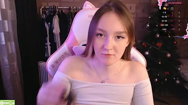 MoonlishSiren online show from 01.18.25