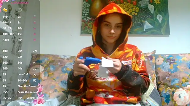 Sophie Bell online show from 12.26.24