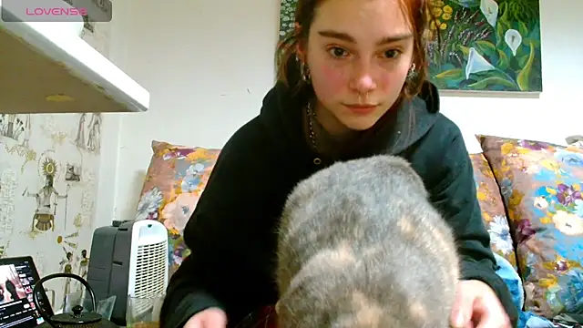 Sophie Bell online show from 02.19.25