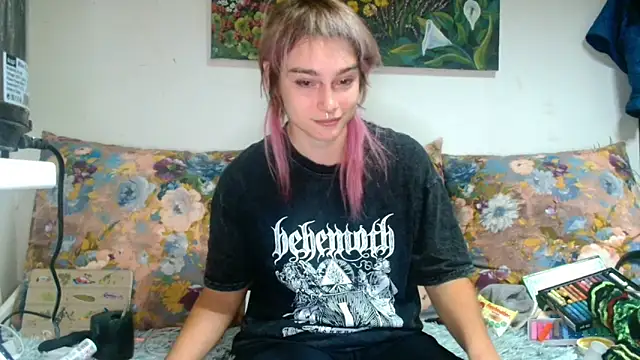 Sophie Bell online show from 10.19.25