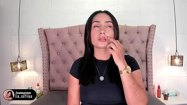 lia sofiia online show from 04.11.26