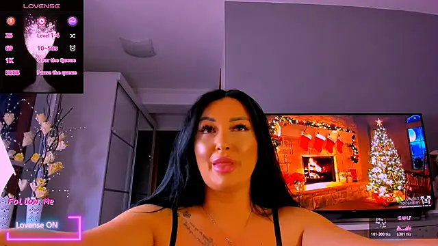 Snapshot of Sexy__Gabrielle chatting on 12.05.25 Sexy Gabrielle online show from 12.05.25