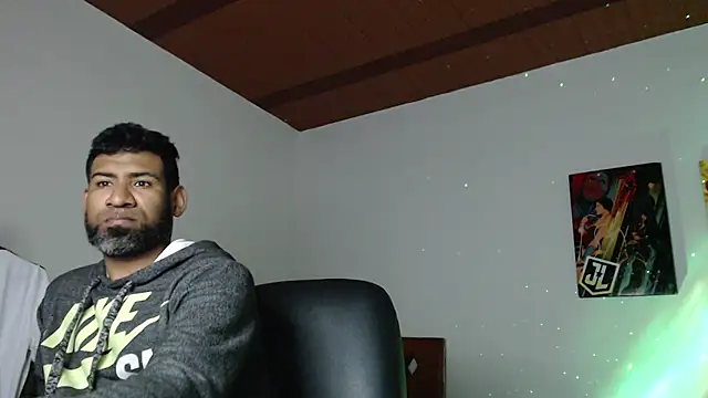 Snapshot of Enriblack92 chatting on 12.28.24 Enriblack92 online show from 12.28.24