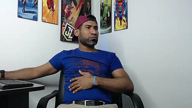 Snapshot of Enriblack92 chatting on 01.19.25 Enriblack92 online show from 01.19.25