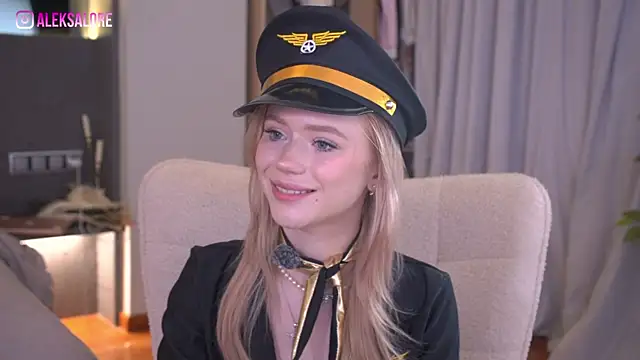 LexieLoree online show from 05.31.26