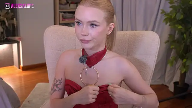 LexieLoree online show from 06.09.26