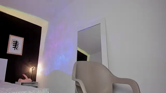 VioletPaket online show from 02.18.25