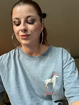 Mia-Minou online show from 07.03.26