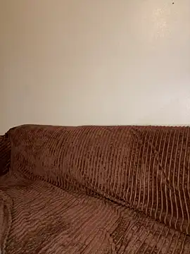 Snapshot of Dawi3 chatting on 10.22.25 Dawi3 online show from 10.22.25