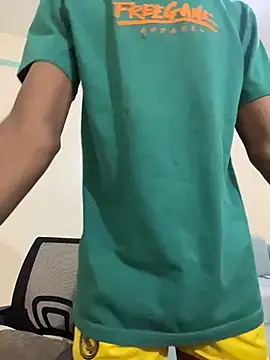 Snapshot of Dawi3 chatting on 02.08.26 Dawi3 online show from 02.08.26