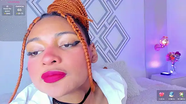 Snapshot of _CurlyGirl_ chatting on 03.19.25 CurlyGirl online show from 03.19.25