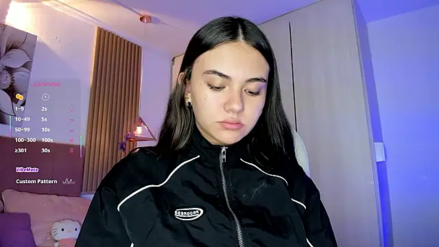 mia nevaeh online show from 03.26.26