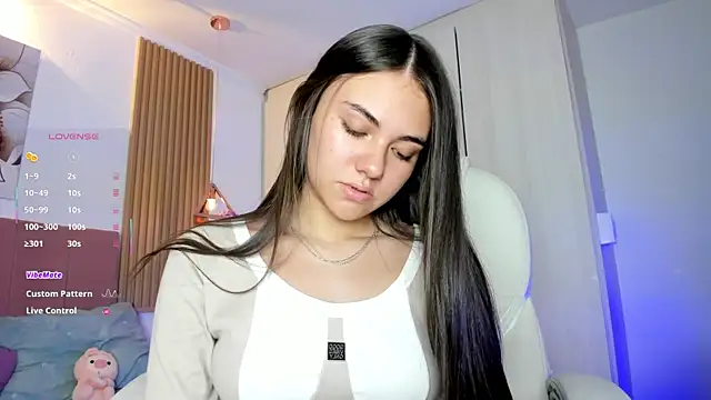 mia nevaeh online show from 05.12.26