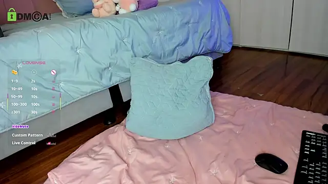 mia nevaeh online show from 06.14.26