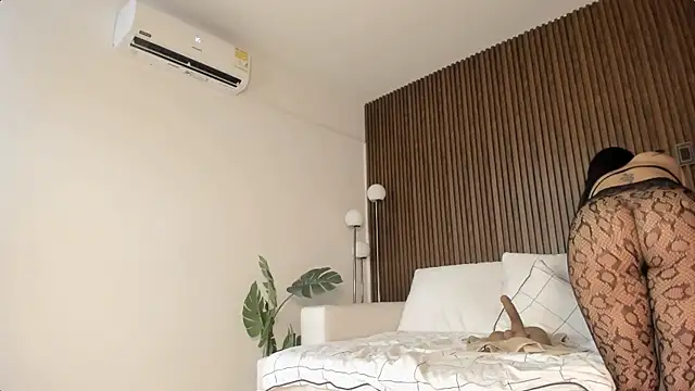 molly cams8 online show from 06.21.26