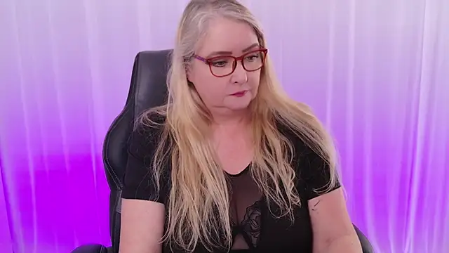 KatDSinclair online show from 01.26.25