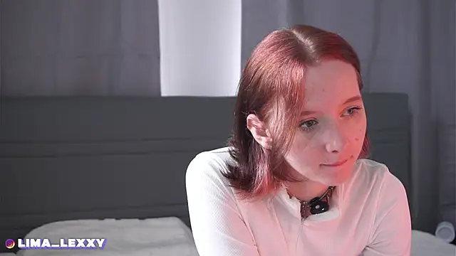 Snapshot of LimaLexxx chatting on 06.25.26 LimaLexxx online show from 06.25.26