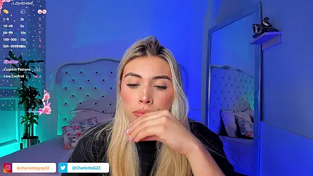 charlotte  grey online show from 03.07.25