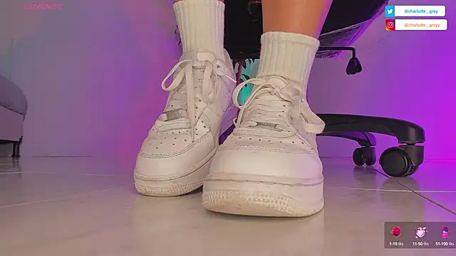 charlotte  grey online show from 09.25.25