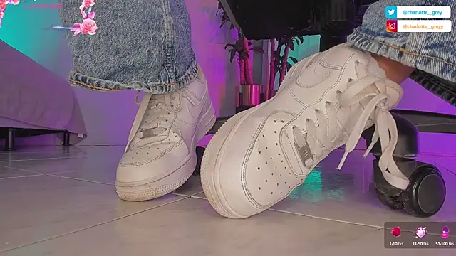 charlotte  grey online show from 09.27.25