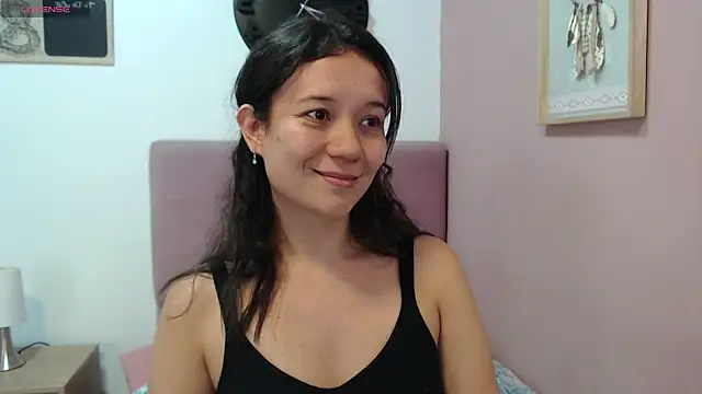 Snapshot of lanna_1878 chatting on 02.26.25 lanna 1878 online show from 02.26.25