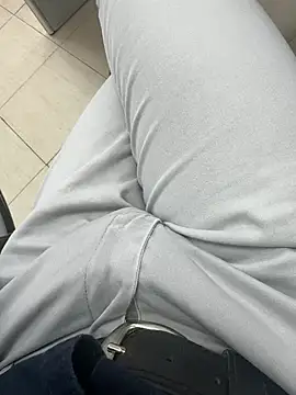 Snapshot of hotisraeli chatting on 12.31.24 hotisraeli online show from 12.31.24