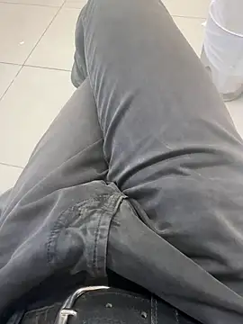 Snapshot of hotisraeli chatting on 01.06.25 hotisraeli online show from 01.06.25