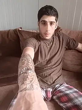 arenn1997 online show from 04.16.26