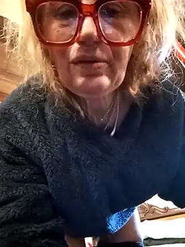 Snapshot of eva2023sexy chatting on 02.18.25 eva2023sexy online show from 02.18.25