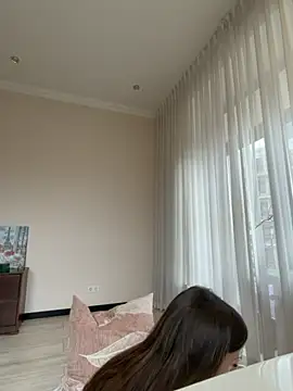 Hott Lolla online show from 11.18.25