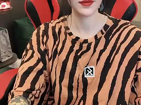 Snapshot of witch-39 chatting on 12.02.24 witch-39 online show from 12.02.24