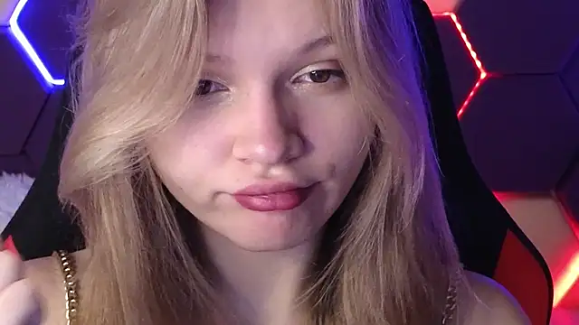 LitaBrom online show from 01.16.25