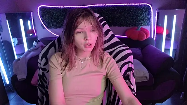 LitaBrom online show from 11.18.25