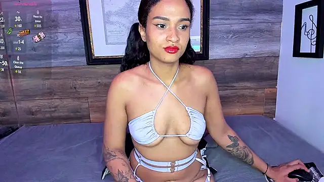 Snapshot of lau-333 chatting on 02.18.25 lau-333 online show from 02.18.25