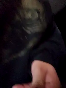 Snapshot of xmoira3x chatting on 12.27.24 xmoira3x online show from 12.27.24