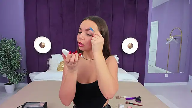 CamillaLarson online show from 02.25.25