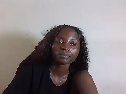 SexyNeedle22 online show from 01.18.26