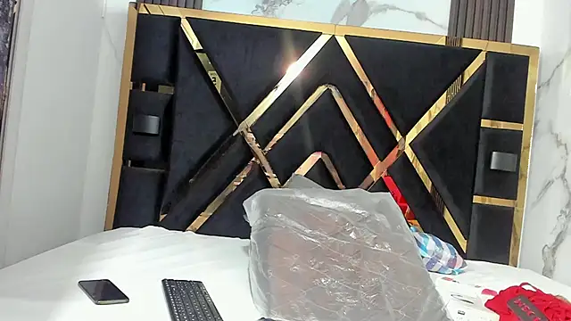 Snapshot of sweetebonny1 chatting on 12.03.24 sweetebonny1 online show from 12.03.24