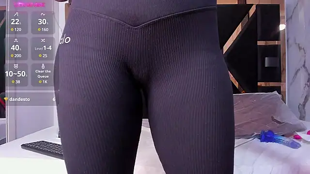 Snapshot of sweetebonny1 chatting on 12.07.24 sweetebonny1 online show from 12.07.24