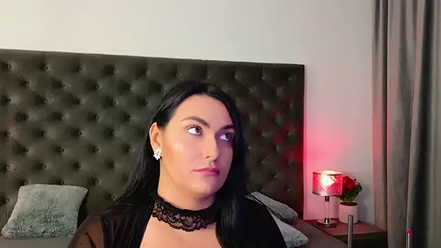 KrisNoir online show from 10.12.25