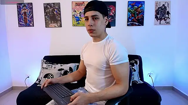 Snapshot of jonathanjoestar_ chatting on 04.25.26 jonathanjoestar online show from 04.25.26