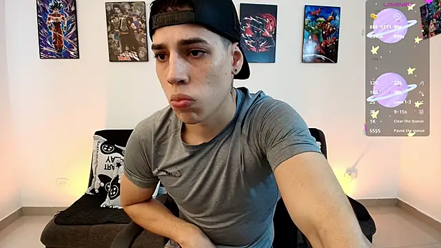 Snapshot of jonathanjoestar_ chatting on 06.25.26 jonathanjoestar online show from 06.25.26