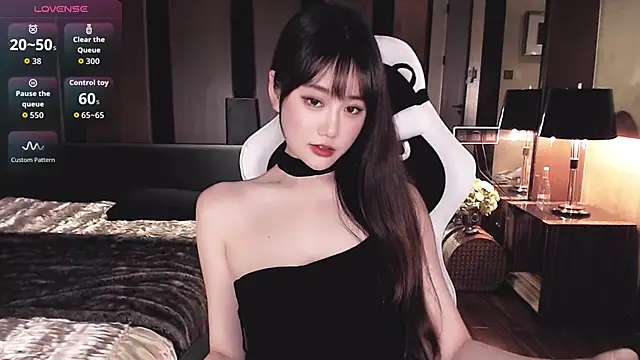Snapshot of Cartier-__Daji- chatting on 04.22.26 Cartier- Daji- online show from 04.22.26