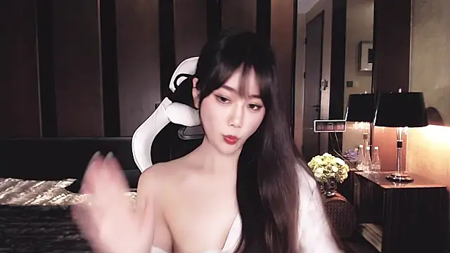 Snapshot of Cartier-__Daji- chatting on 05.10.26 Cartier- Daji- online show from 05.10.26
