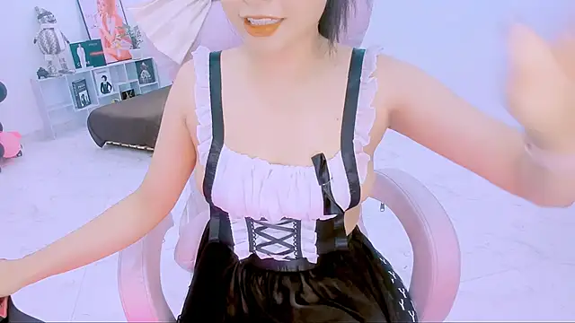 Snapshot of SexualStruggle chatting on 12.21.24 SexualStruggle online show from 12.21.24