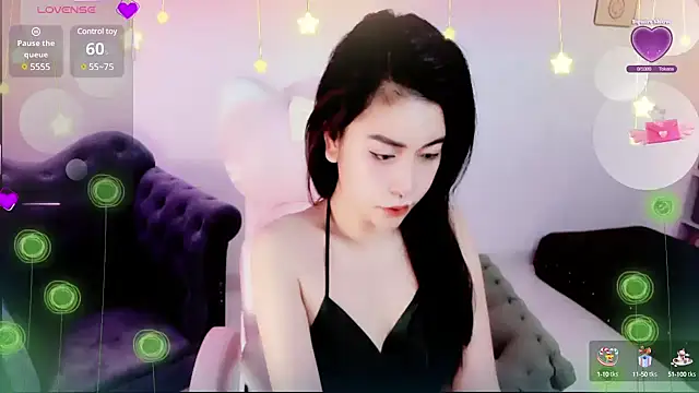 Snapshot of SexualStruggle chatting on 03.18.25 SexualStruggle online show from 03.18.25