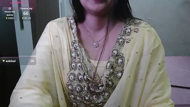 Snapshot of Jass-Karan chatting on 03.25.26 Jass-Karan online show from 03.25.26