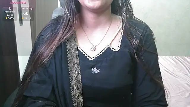 Snapshot of Jass-Karan chatting on 04.29.26 Jass-Karan online show from 04.29.26